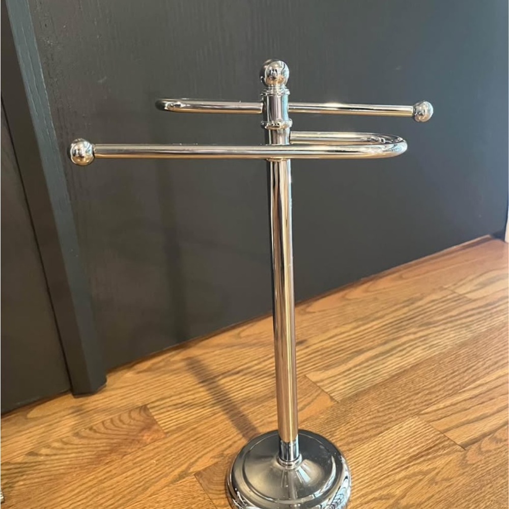 Silver Towel Holder Stand